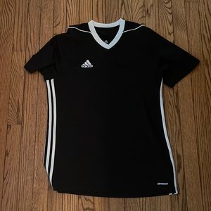 Women’s size medium Adidas Climacool shirt
